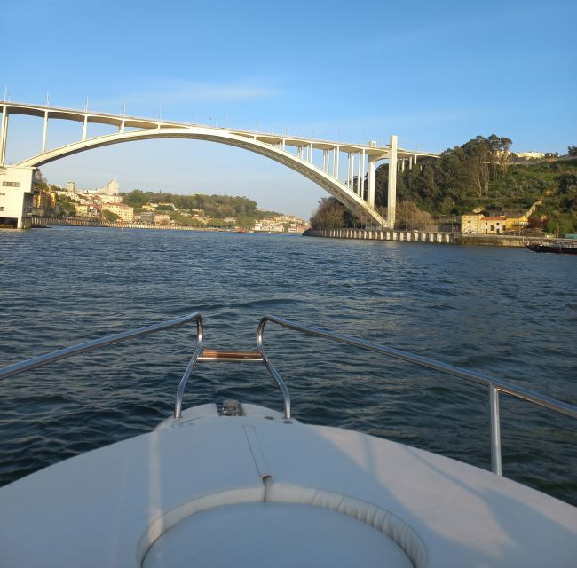 Private Boat Tour in Porto with Portuguese Tapas Option - From the city center to Foz do Douro