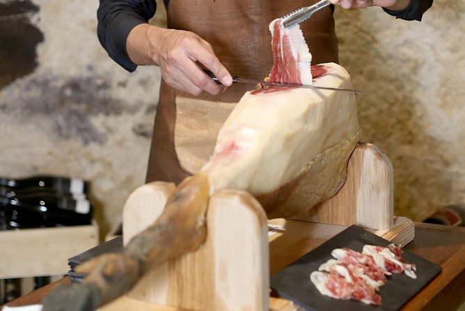 Private Lisbon Walking Tour with Premium Port Wine and Tapas Tasting - Starting in Restauradores and walking through Baixa