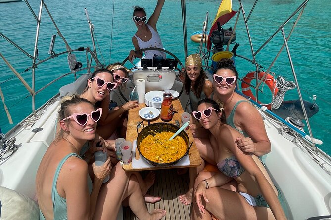 Private sailing with Paella and Tapas in Palma - Paella, tapas, and the extra cost