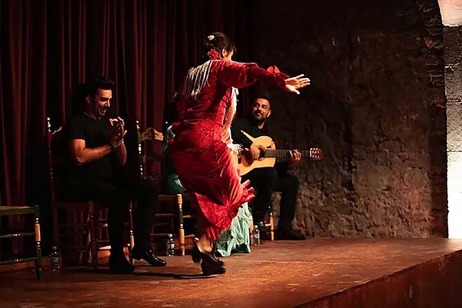 Private Tour: Tapas, Wine & Flamenco Show in Barcelona’s Old Town - Starting beside Palau de la Música at 6 p.m.