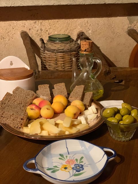 Private tour: Wine and tapas, experience real Mallorca - From Plaça dEspanya to the Mallorcan countryside