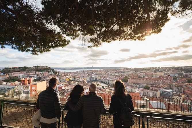 Private Tuktuk Tour with Portuguese Tapas and Wine - Key points to know before booking