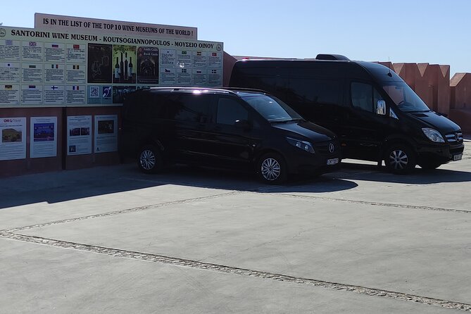 Private Wine Tour in 3 Wineries with 12 Wine Tastings and Tapas - Venetsanos Winery: the caldera finale