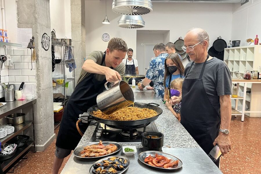 Real Paella Cooking Class – Market Visit & Sangría Workshop - Tapas and sangria before the main lesson