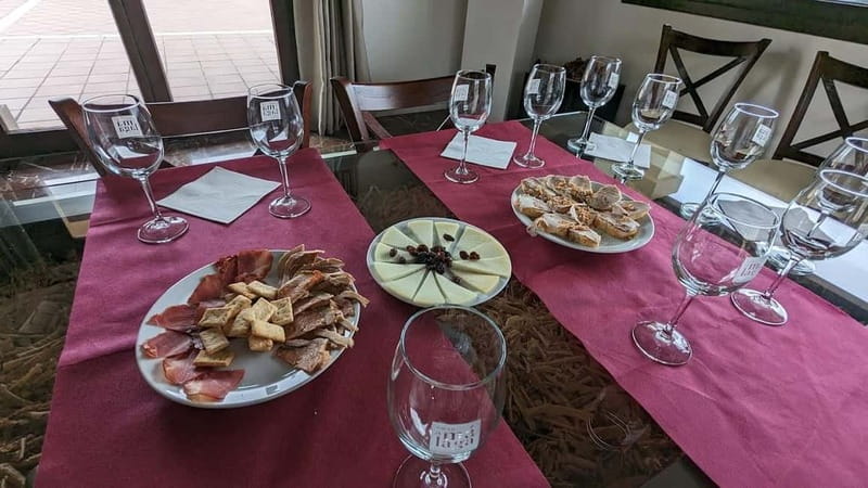 Ronda: Winery Tour with Wine Tasting and Tapas - Why Ronda Wine Deserves Your Attention