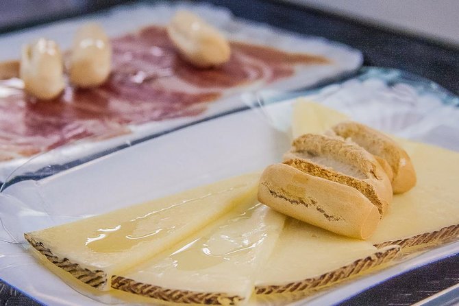 Royal Palace Madrid & Tapas Experience with Skip the Line Ticket - Starting at Plaza de Isabel II