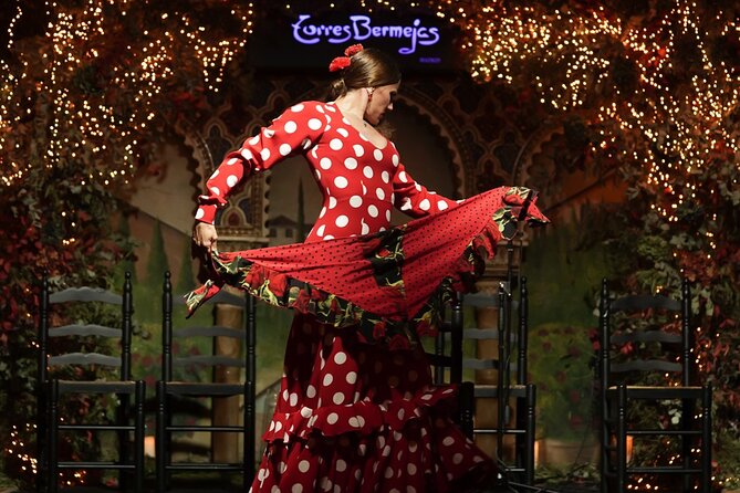 Royal Palace of Madrid Guided Tour and Flamenco Show with Tapas - The break between the palace and the flamenco show