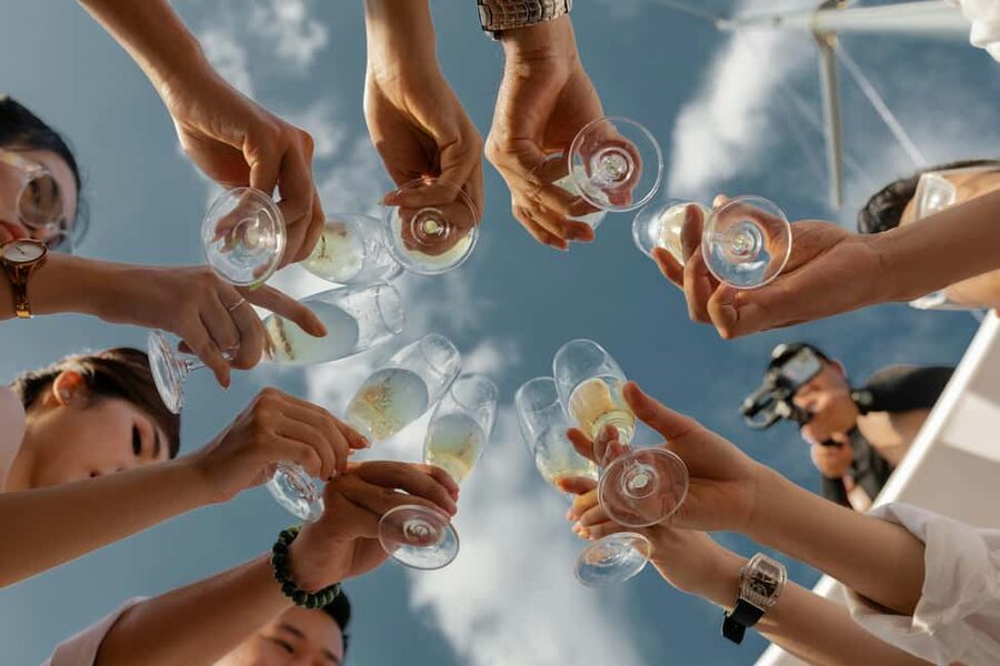 Ruzafa Food & Wine Tour: Tapas, Drinks & Local Secrets - Why Ruzafa makes a good food-tour setting