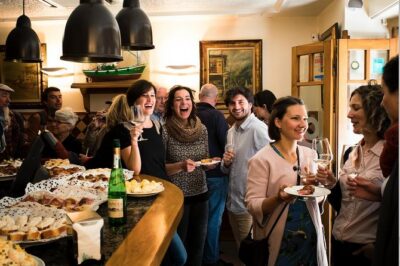 San Sebastian Evening Pintxo Tour with Wine