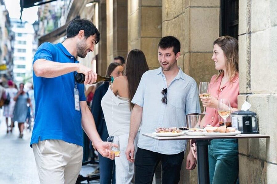 San Sebastian Food Tour: Pintxo Tasting Paired with Wines - Eight pintxos, with room for variety