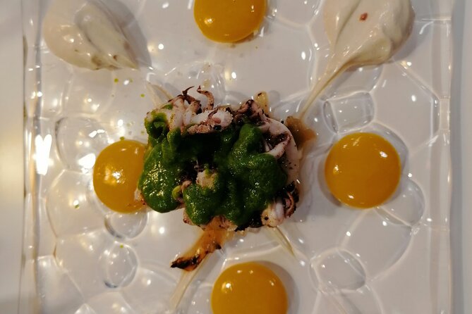 San Sebastian Pintxo Food, Wine & Market Foodie Tour(Small Group) - Calle Mayor: local produce on a pintxo plate