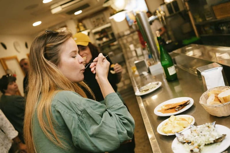 San Sebastian: Pintxos and Wine Tour - Txepetxa: The Anchovy Stop That Changes Minds