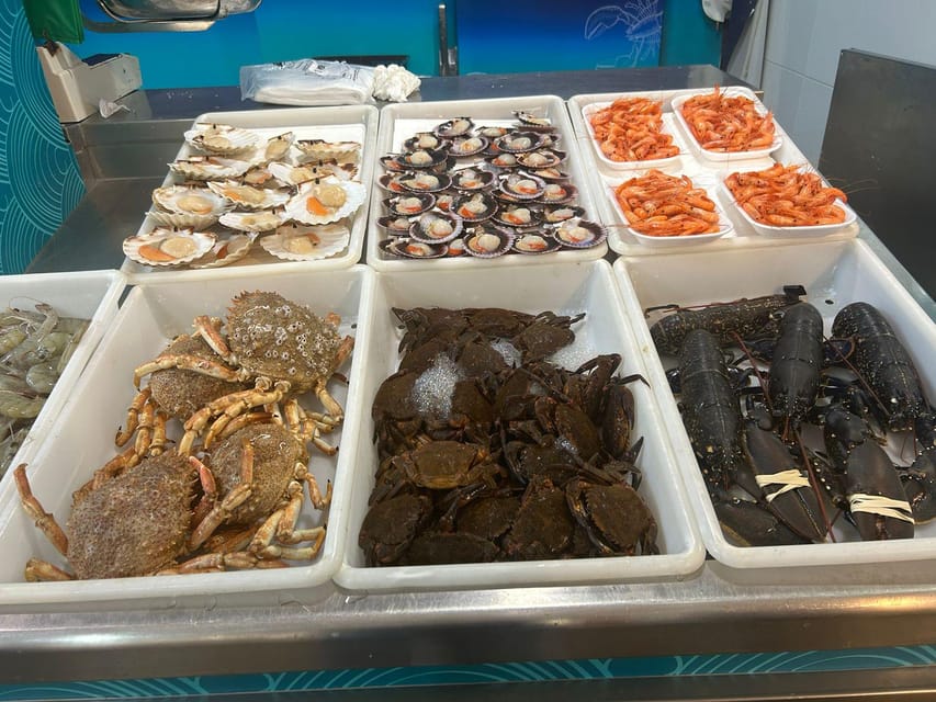 Santiago: Guided Foodie Tour with Drinks, Tapas & Live Music - Stories about Santiago and the Camino