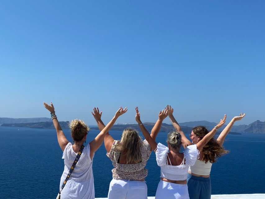 Santorini Fun day: Horseriding- Wine Tasting - Tapas - Local wine in a Santorini setting