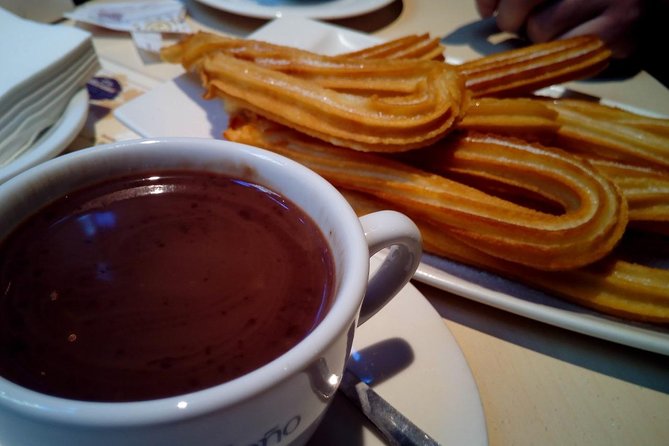 Seville Food Tour: Tapas, Drinks and Delights with a Local - Why This Food Walk Works in Seville