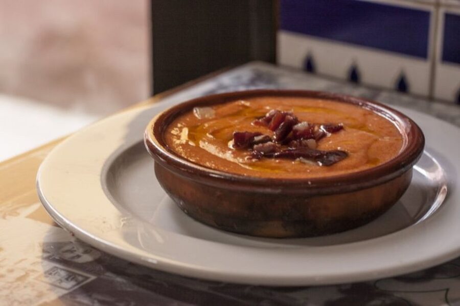 Seville: Food Tour with 10 Tastings of Tapas, Ham, Churros - Starting at Plaza del Salvador