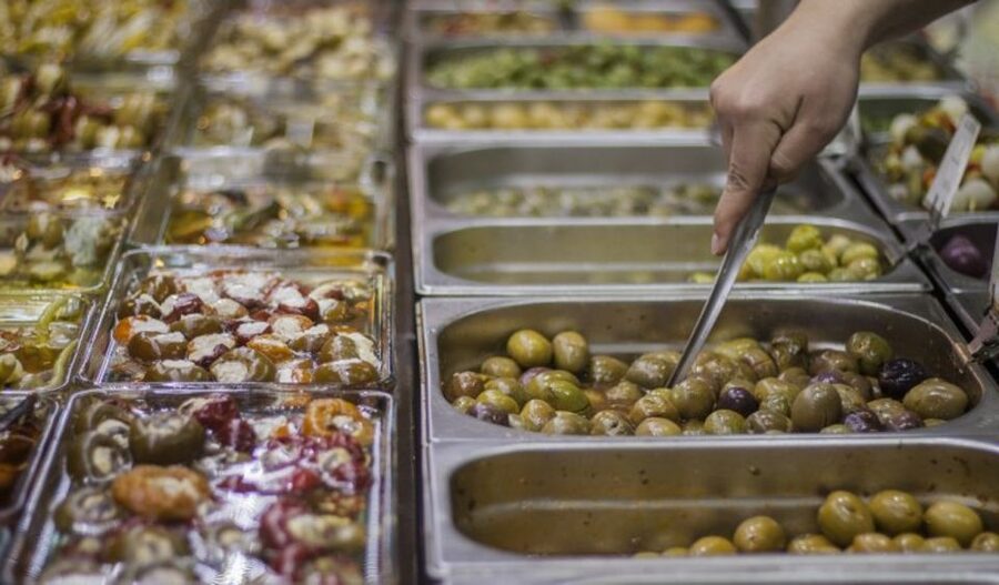 Seville: Food Tour with 10 Tastings of Tapas, Ham, Churros - Stews, pringá, and Seville’s heartier side