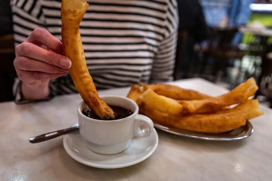 Seville: Food Tour with 10 Tastings of Tapas, Ham, Churros - Tapas as your first lesson in Seville