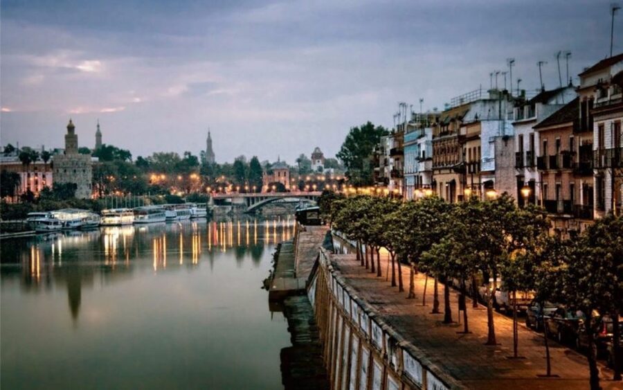 Seville: Half-Day Flamenco & Tapas Night - Why this Seville night works