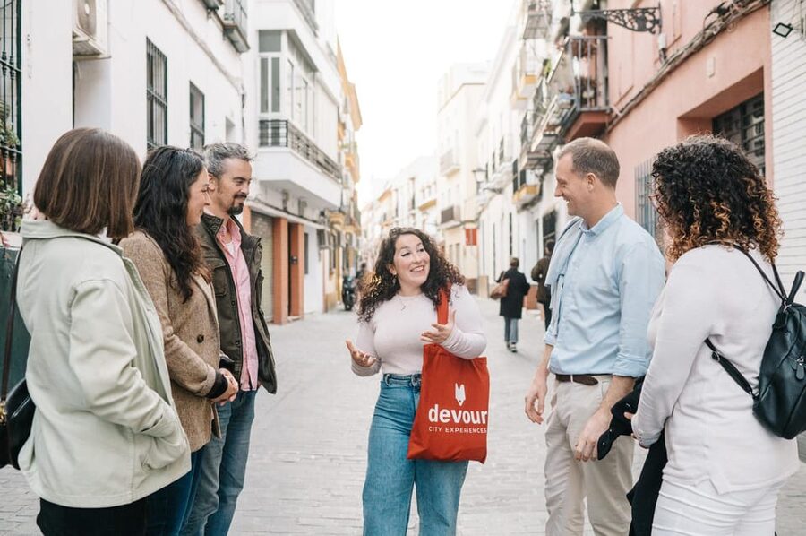 Seville: Private Tapas & History Tour in Triana Neighborhood - Key points to know before you book