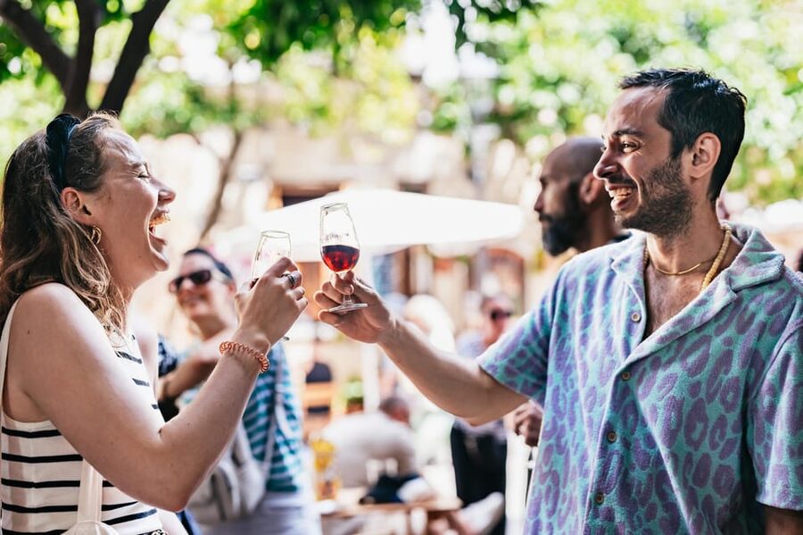 Seville: Tapas, Taverns and History Guided Walking Tour - What $99 buys you