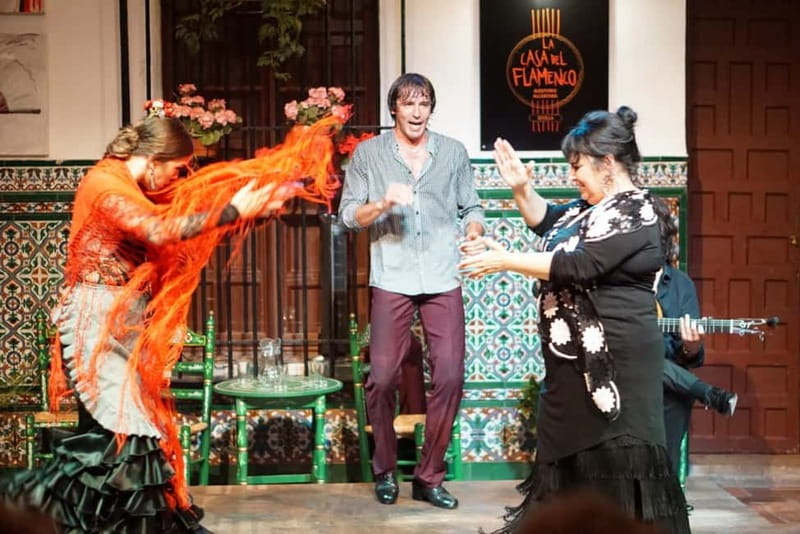 Seville: Tapas Walking Tour with Traditional Flamenco Show - Dinner and wine at Vineria San Telmo