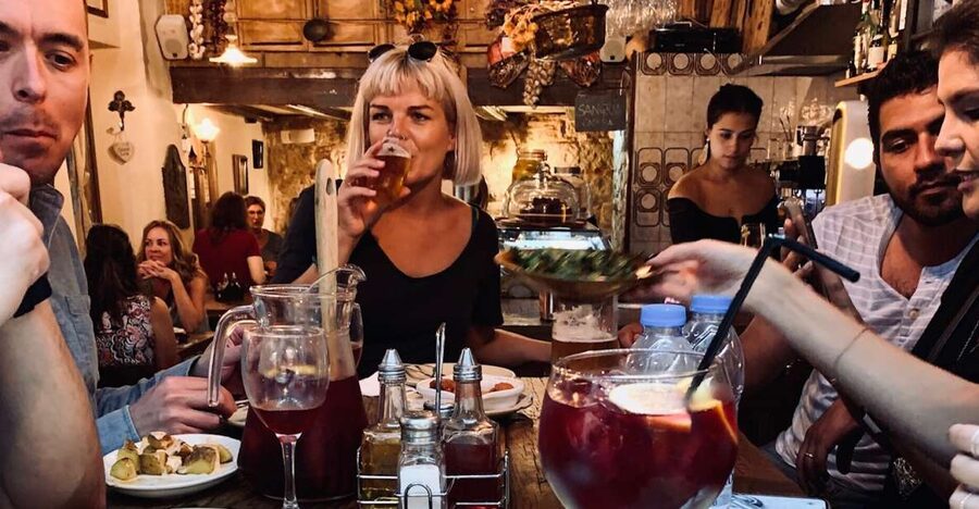 Sightseeing Barcelona by Bike, Photo-shooting & Tapas - Five things worth knowing before you book