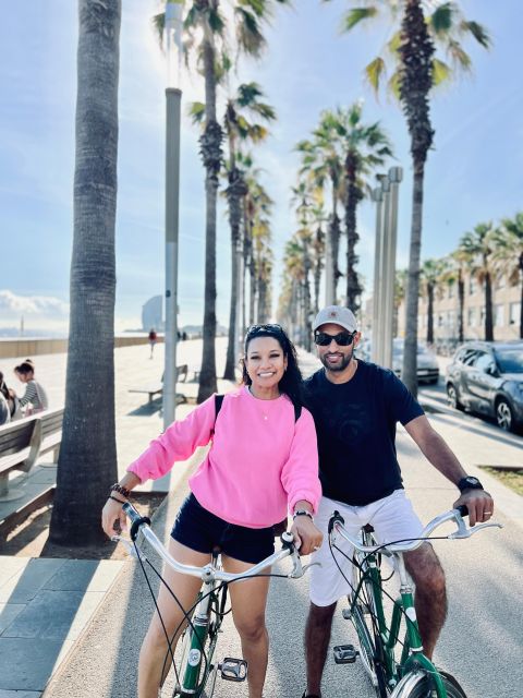 Sightseeing Barcelona by Bike, Photo-shooting & Tapas - Tapas in a typical Spanish restaurant