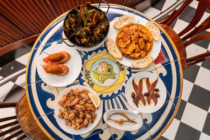 Spanish Villages & Winery Visit with Wine Tasting and Tapas Lunch - Guides, language, and group size