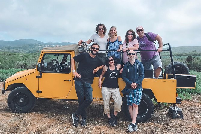 Sunset Hike, Tapas & Wine at Secret Beach - Ninety minutes of wine, tapas, and sunset