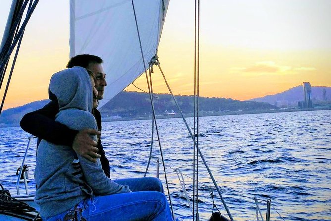 Sunset Sailing Experience w/ Live Spanish Guitar & Spanish Tapas - Who will enjoy this sailing