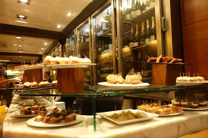 Tapas and Wine Walking Tour in Barcelona - The guide can make or break the evening