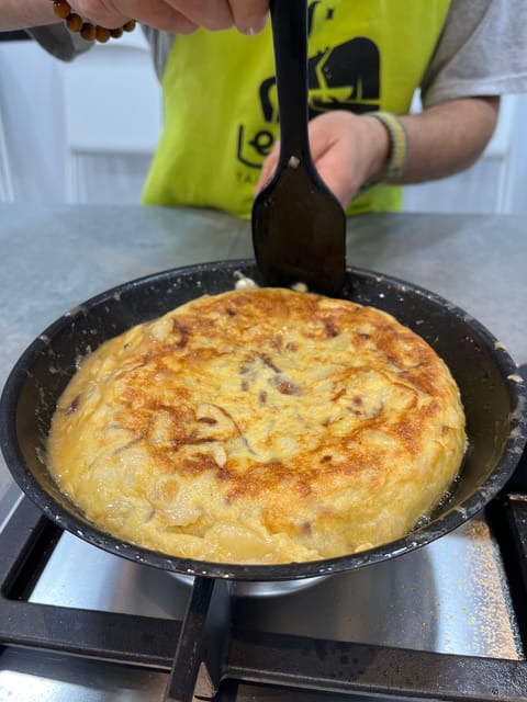 Tapas Class! Authentic Spanish tapas and Sangría! - The practical timing and cancellation details