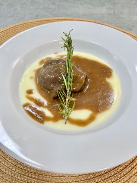 Tapas Class! Authentic Spanish tapas and Sangría! - What makes the experience memorable
