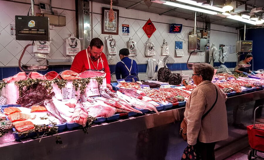 TAPAS GASTRONOMIC TOUR - Starting at Plaça de Manises