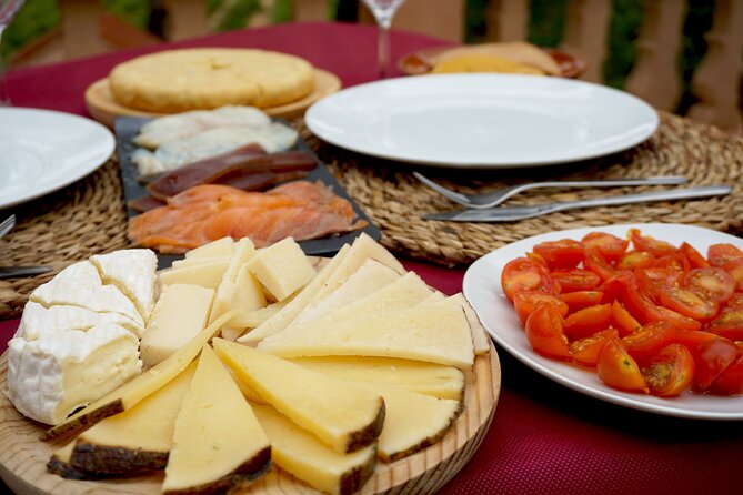 Tapas in the vineyards - Why this makes a good break from Valencia