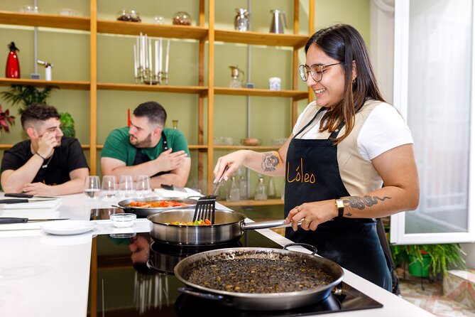 Tapas & Paella Cooking Class in Madrid with a Professional Chef - Why this Madrid cooking class works so well