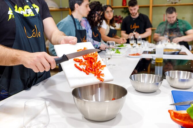 Tapas & Paella Cooking Class in Madrid with a Professional Chef - How long should you allow?
