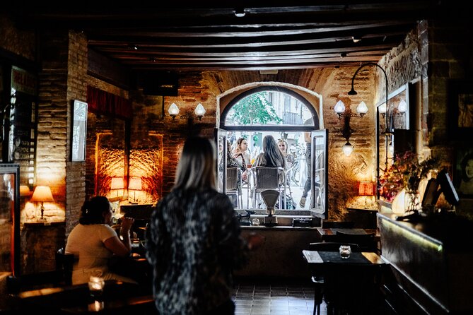 Tapas & Paella Experience | 3 Local places | Meet Travelers - What this Valencia food walk is really offering