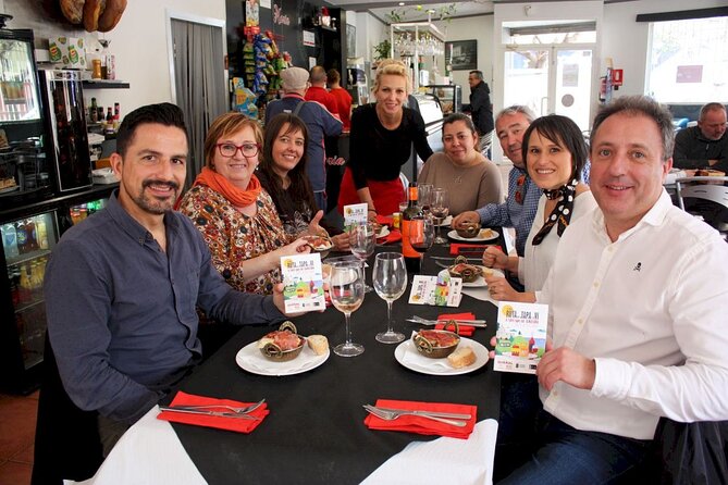 Tapas tasting with drinks at Santiago Old Town - Three bars or one main gathering place?