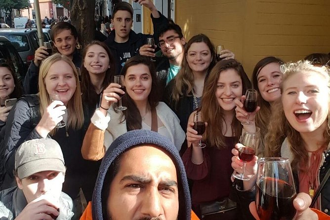 Tapas Tour Sevilla - Group Size, Timing, and Practical Concerns