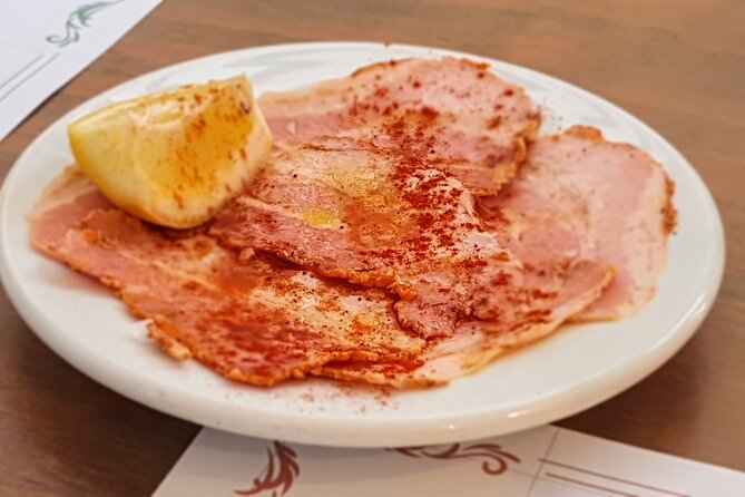 Taste of Malaga Tour : Tapas, History and Local Customs - Why the guides matter so much