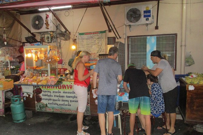 Thai Tapas Food Experience by Bicycle Including Dinner - Who should book this Bangkok bike tour?