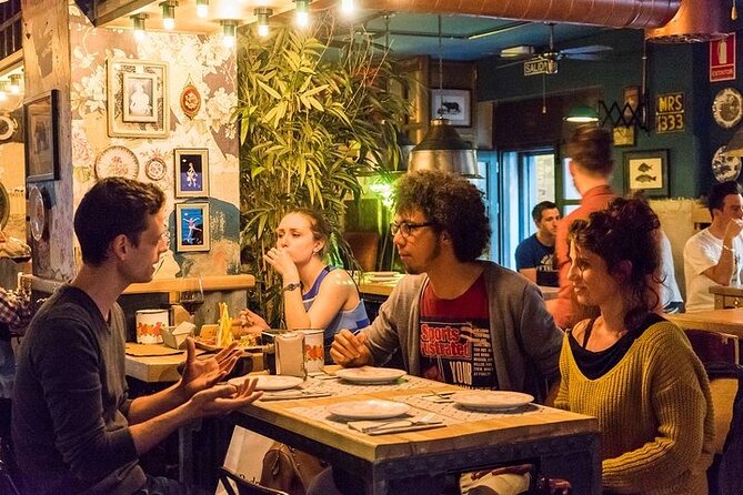 The Granada Evening Tapas Crawl by Food Lover Tour - A small group, but plenty of walking