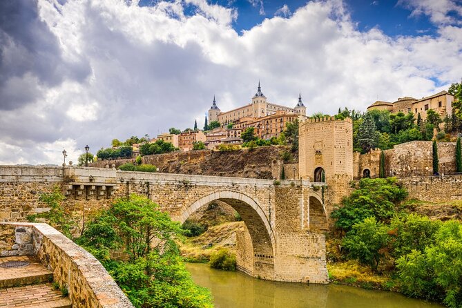 Toledo Full Day with Winery Visit, Tapas and Wine Tasting - Why this day trip works from Madrid