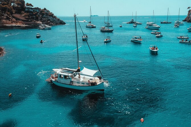 Traditional Mallorquin Llaut Cruise with Tapas and Drinks - The captain makes the difference