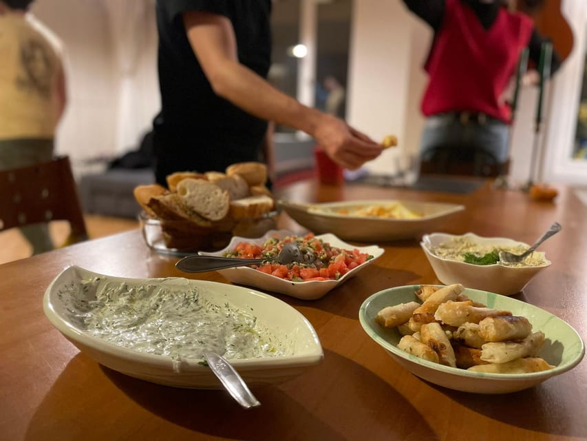 Turkish Tapas - Meze Cooking for Beginners in Istanbul - Why the home setting matters