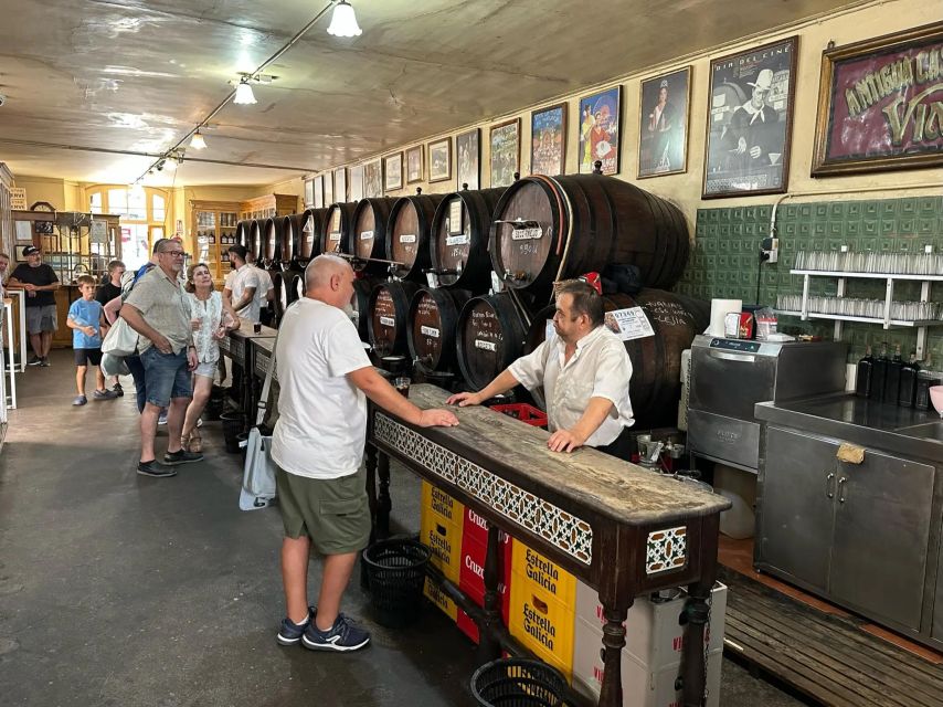 Ultimate Malaga: History and Tapas All Included - Meeting near Málaga’s old center