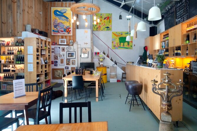 Urban winery tour, premium tasting flight & tapas - Is $59.17 a fair price?