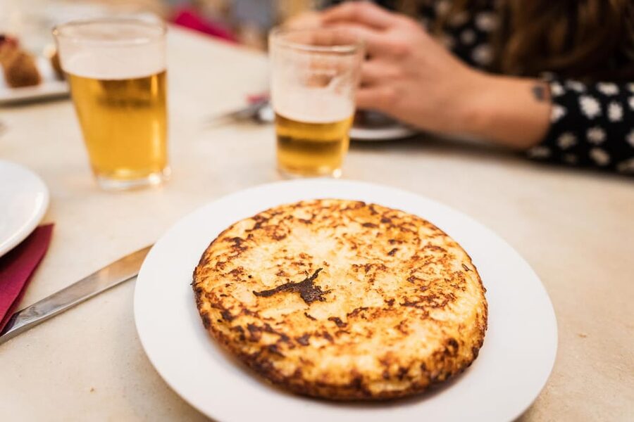 Valencia: Authentic Tapas & Drinks with a Local - Valencia’s Central Market flavors